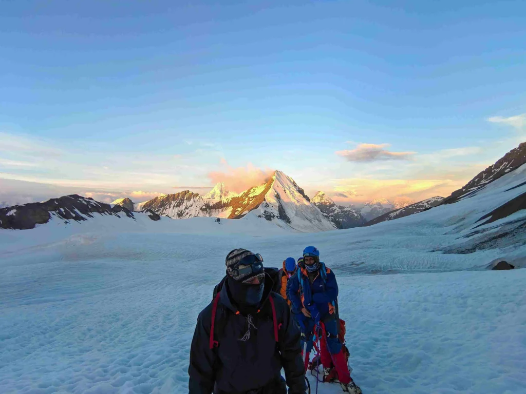 Shinkun West Expedition - Terranova Expedition
